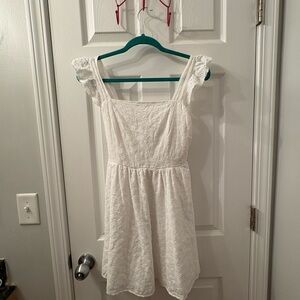 White Lace Sleeveless Dress